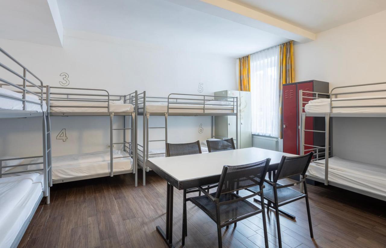 Jaeger´s Hostel *